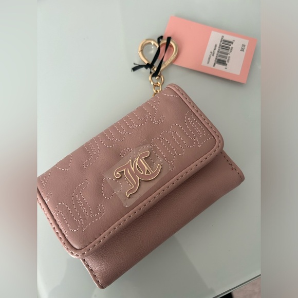 Juicy Dusty Pink Trifold Wallet with Heart Zipper - Picture 1 of 4